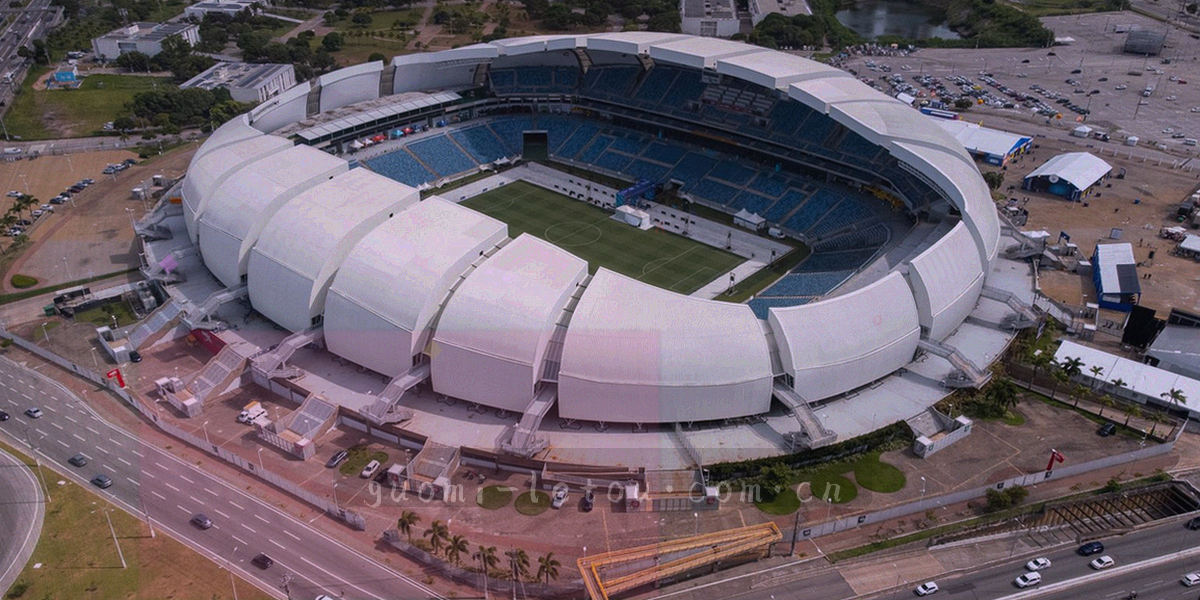 左侧标注免费项目、右侧标注按次计费导出服务的费用速览示意图